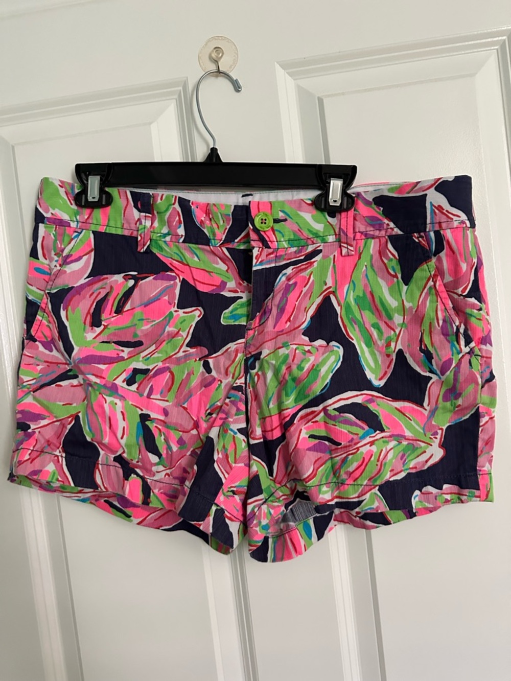 Lilly Pulitzer Pink, Green & Navy Leaf-Print Bermuda Shorts